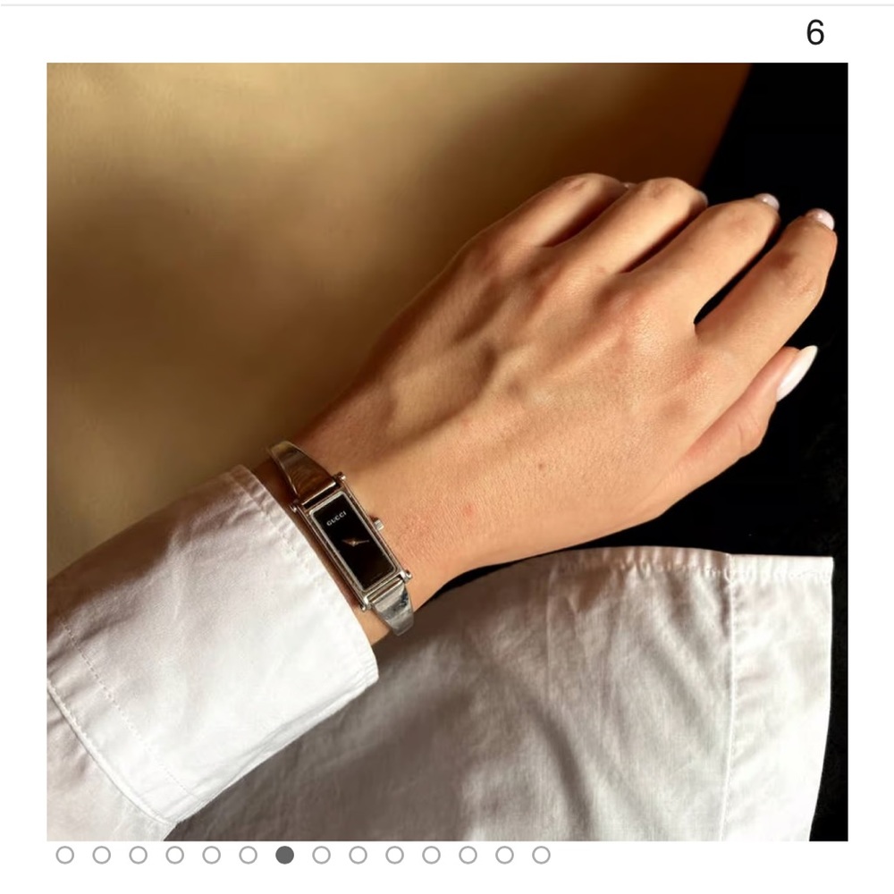 Gucci women’s wrist watch stainless steel with bracelet/wristband quartz silver